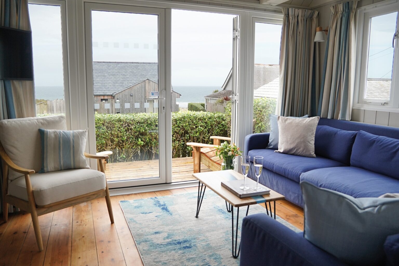 Driftwood Beach Chalet — photo 2 of 18