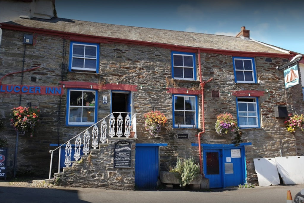 pub near Fowey River holiday cottages by Forever Cornwall